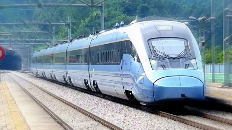 Kereta Cepat Korea Selatan KTX EUM DAFTAR CO