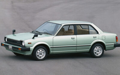 Honda Civic Second Generation 4-door Sedan Pictures (1981–1983)