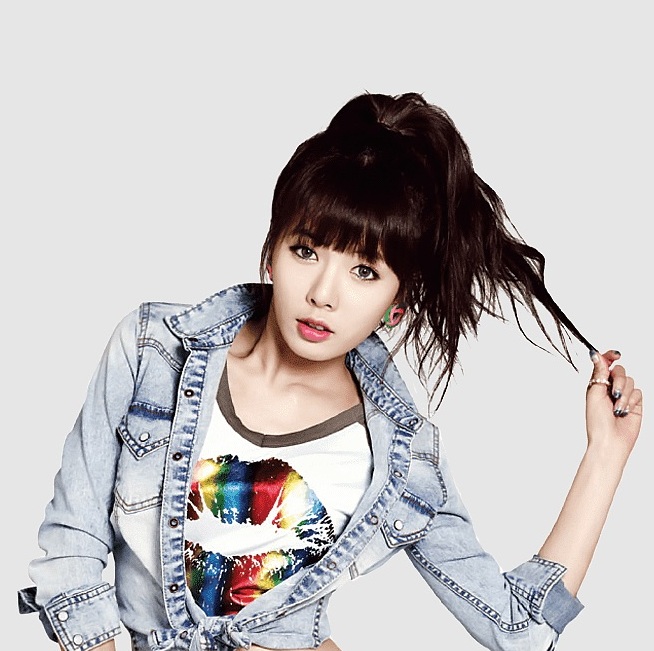 Kim HyunA picture